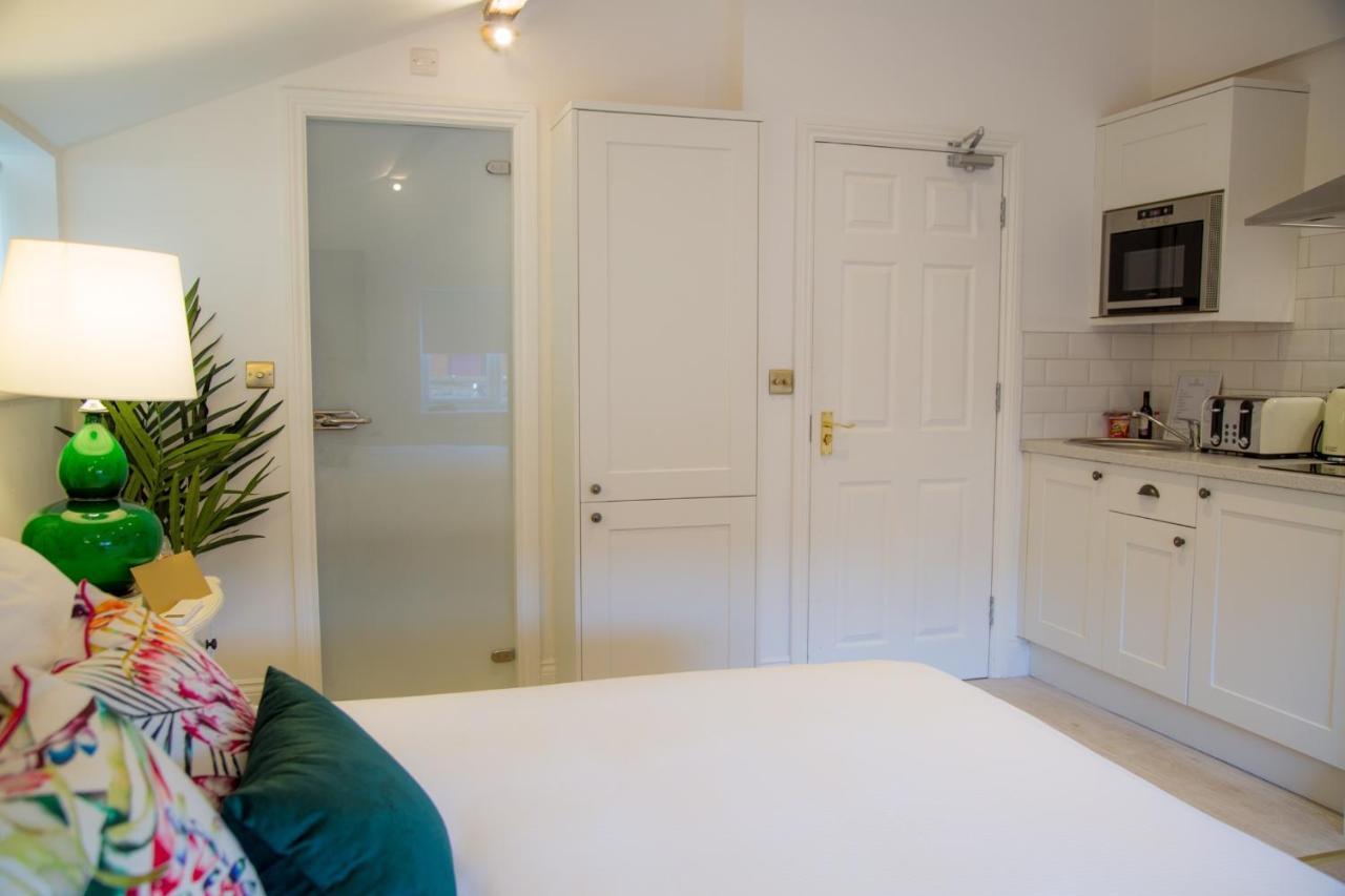 Winckley Stays Preston  Eksteriør bilde A studio apartment in London