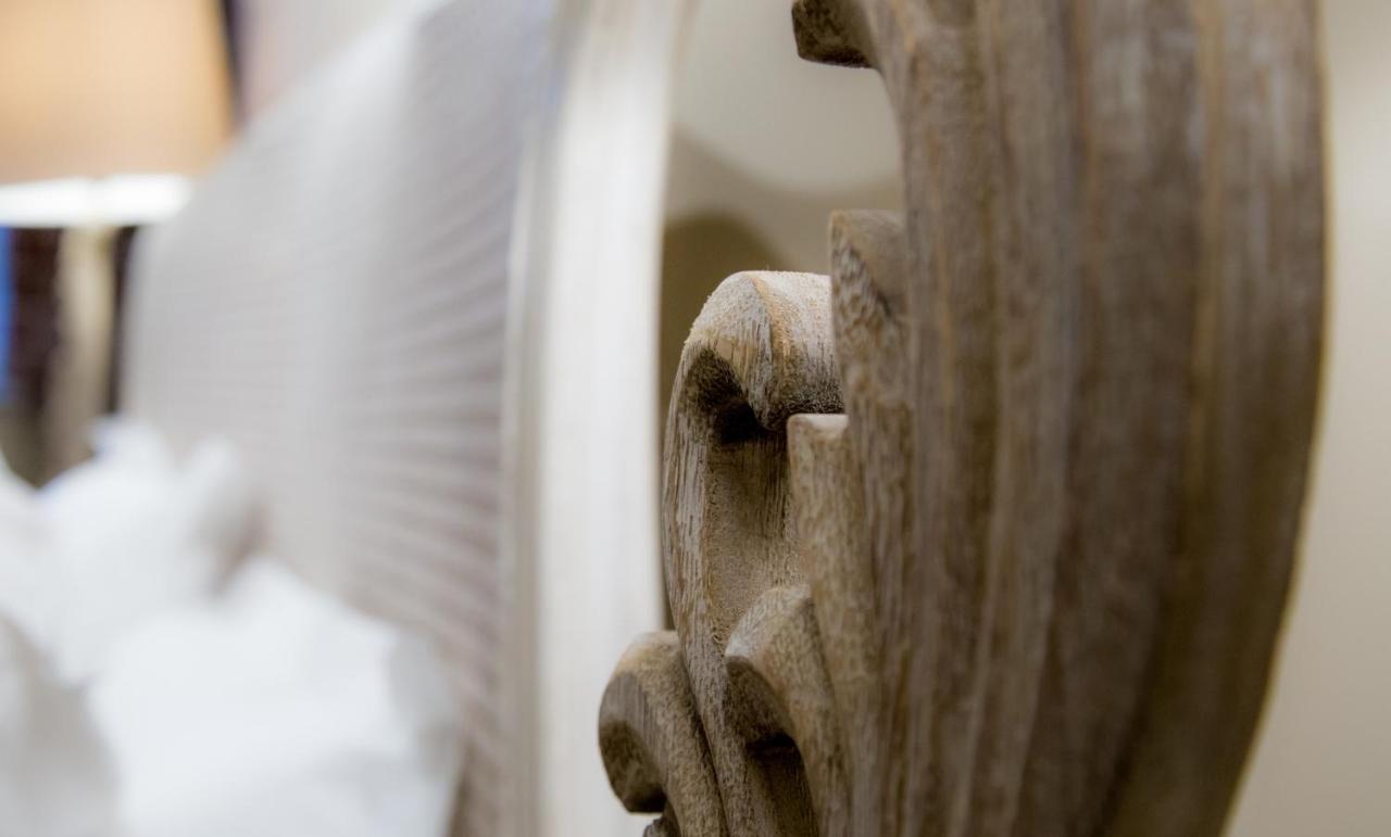 Winckley Stays Preston  Eksteriør bilde Detail of the head of the statue